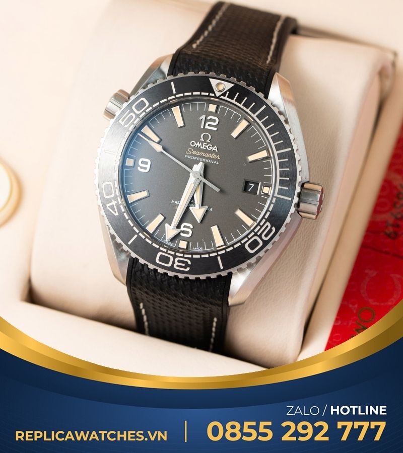 Đồng hồ Omega Seamaster Planet Ocean mặt đen rep 1:1