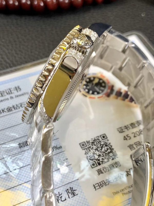 Rolex chế tác vàng khối 18k kim cương thiên nhiên