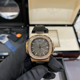 PATEK PHILIPPE NAUTILUS 5711R-001 ROSE GOLD 18K DIAMONDS