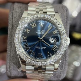 Đồng Hồ Rolex Datejust Fake 41 126334 Mặt Số Xanh Cọc Số La Mã Vành Kim Cương Moissanit