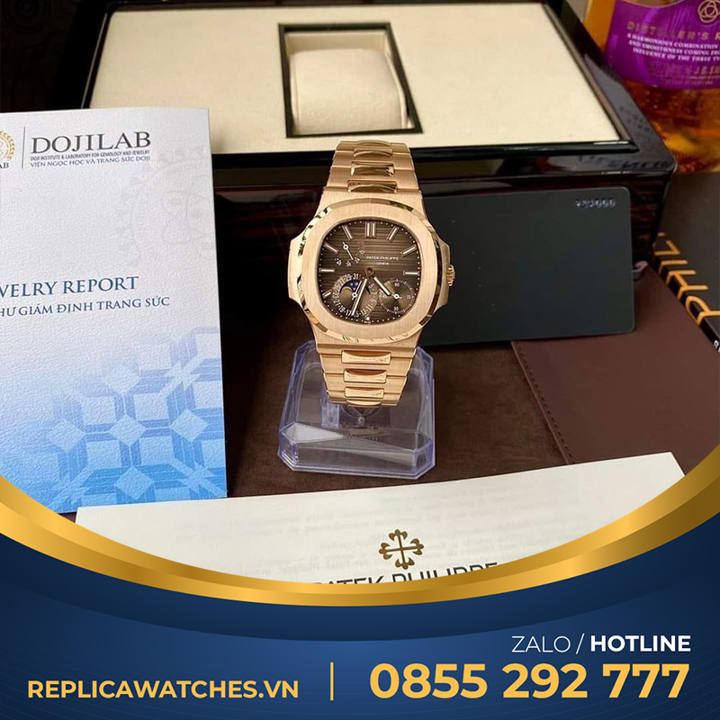 Đồng hồ patek philippe nautilus 5712r/1r -001 chế tác vàng đúc 18k