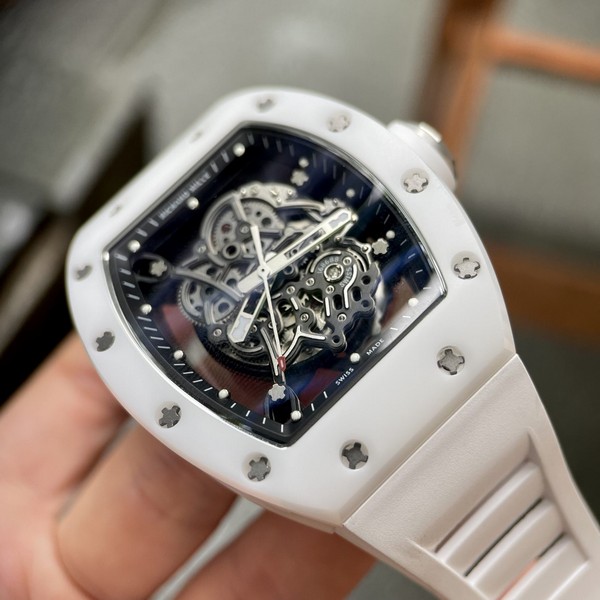 Chất liệu cấu tạo đồng hồ Richard Mille RM055 Fake cao cấp
